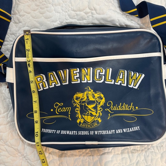 Ravenclaw Quidditch Messenger Tote Laptop Bag - Picture 6 of 6